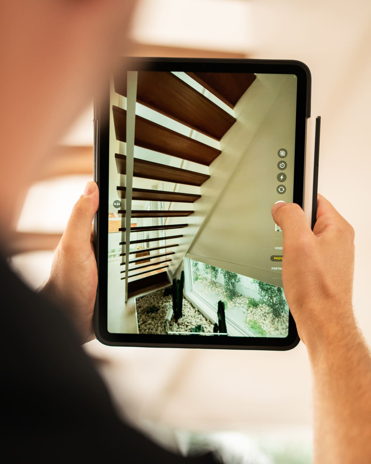 CYTE inspector documenting a staircase on a tablet